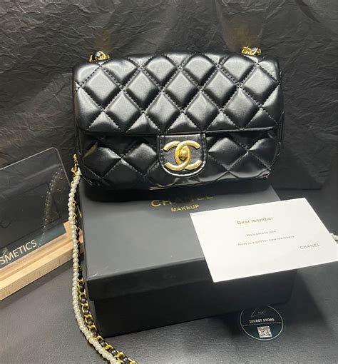 chanel makeup vip bag|chanel cosmetic bag price.